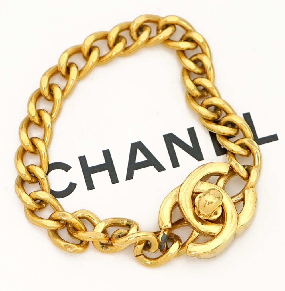 Chanel Cc Logo Turnlock Vintage #355013C69B